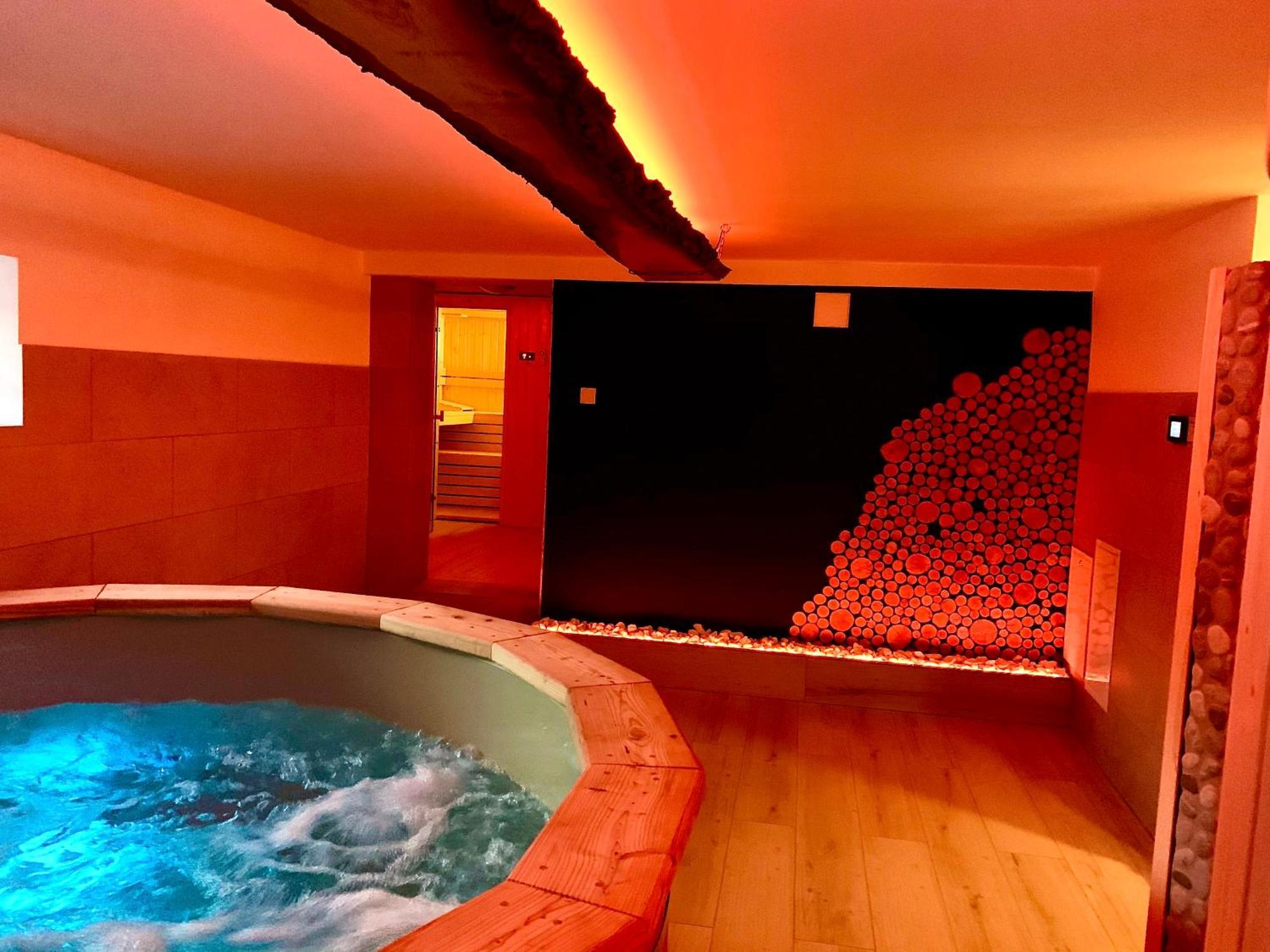 Domek Monte Black Z Jacuzzi I Sauna Finska Stronie Śląskie Eksteriør bilde